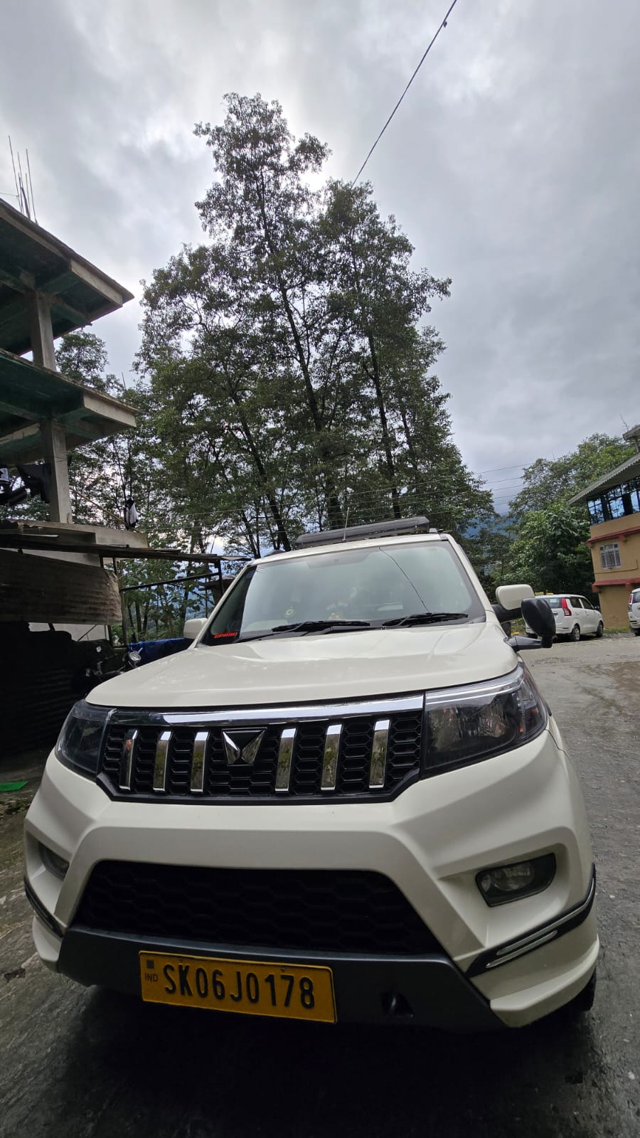 Mahindra Bolero Neo Plus used by Ashish